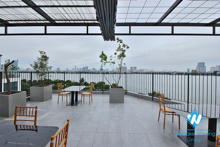 Lake view and bright 2 bedrooms apartment for rent in Xom Chua, Dang Thai Mai, Tay Ho